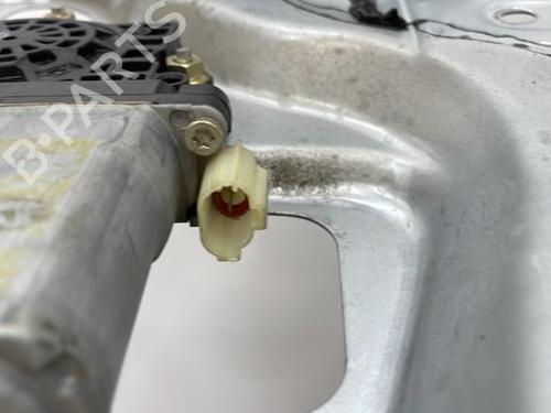 Front right window mechanism KIA SPORTAGE II (JE_, KM_) 2.0 CRDi | BP20394338C23 