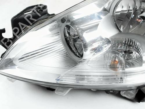 Left headlight PEUGEOT 5008 (0U_, 0E_) 1.6 HDi | BP32509086C28