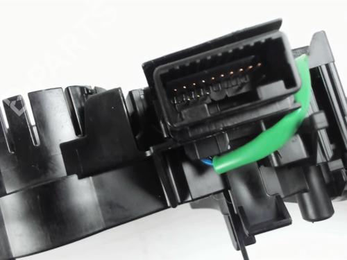 Switch PEUGEOT 108 1.0 VTi | BP23968379I30 