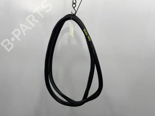 Used Rubber door seal PEUGEOT 308 II (LB_, LP_, LW_, LH_, L3_) 1.2 THP 110 (110 hp) 20445055