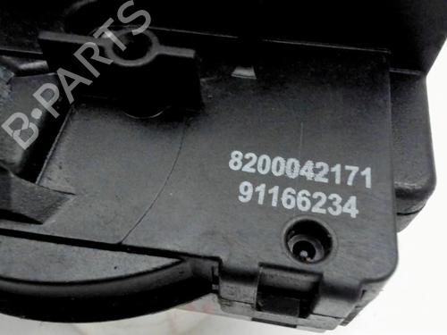 Used Front right lock Front right lock RENAULT TRAFIC II Van (FL) 2.0 dCi 90 (FL0H, FL00, FL01, FL0M, FL0P, FL0S) (90 hp) 33701786 33701786