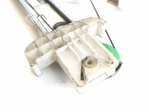 Rear left window mechanism FORD FOCUS I Turnier (DNW) 1.4 16V | BP20476064C24 