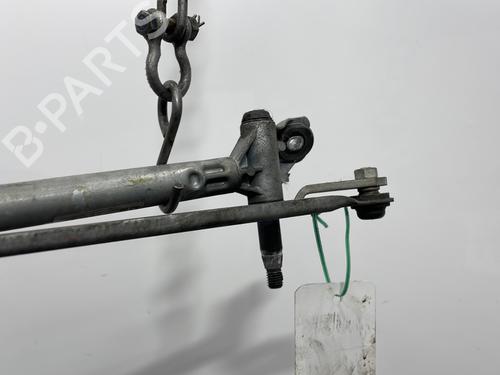 Used Front wipers mechanism Front wipers mechanism 31028084 31028084