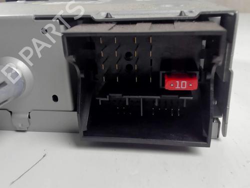 Used Radio Radio CITROËN C3 II (SC_) 1.6 HDi (92 hp) 21236816 21236816