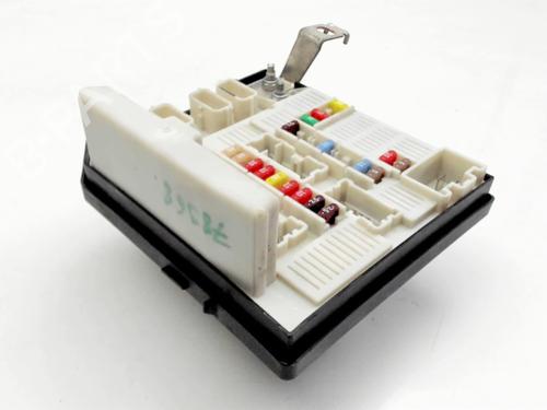 Fuse box RENAULT SCÉNIC II (JM0/1_) 1.9 dCi (JM0G, JM12, JM1G, JM2C) | BP32264256E1