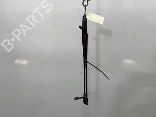 Used Front windshield wiper arm TOYOTA AYGO (_B1_) 1.0 (KGB10_, KGB10R) (68 hp) 27475204