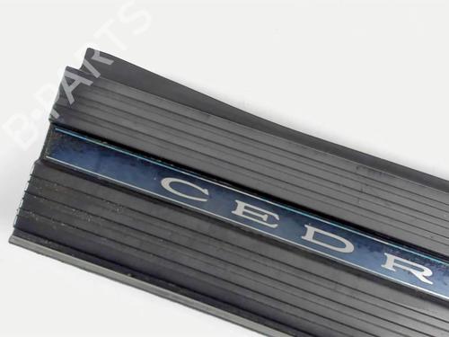 Used Rear center light Rear center light NISSAN CEDRIC (Y30) 2.8 D (84 hp) 21206886 21206886