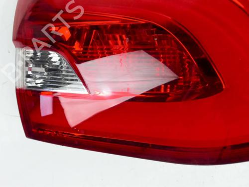 Used Left tailgate light Left tailgate light PEUGEOT 308 SW II (LC_, LJ_, LR_, LX_, L4_) 1.5 BlueHDi 130 (131 hp) 40116313 40116313
