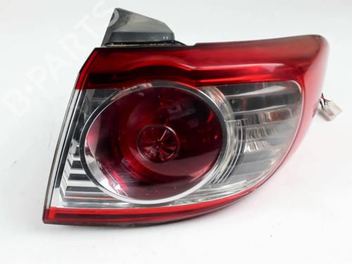 Used Right taillight HYUNDAI SANTA FÉ II (CM) 2.2 CRDi 4x4 (197 hp) 22415419