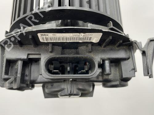 heater-blower-motor-renault-twingo-ii-cn0_-2007-25149160 main image