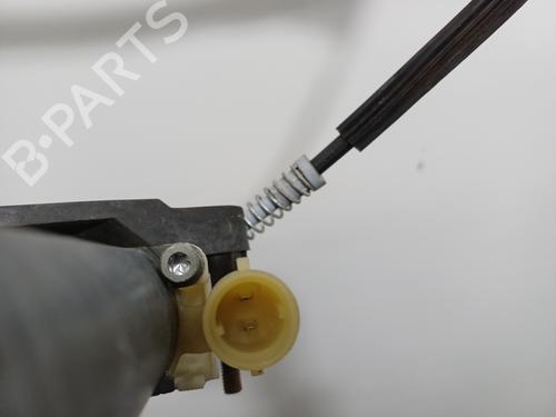 Used Front left window mechanism Front left window mechanism RENAULT CLIO II (BB_, CB_) [1998-2016] 36526304 36526304