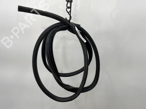 Used Rubber door seal PEUGEOT PARTNER MPV (5_, G_) 1.6 HDi 90 (90 hp) 20389245