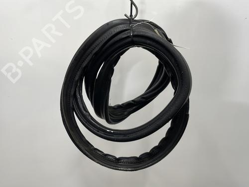 Used Rubber door seal BMW 2 Active Tourer (F45) 218 d (150 hp) 29291368