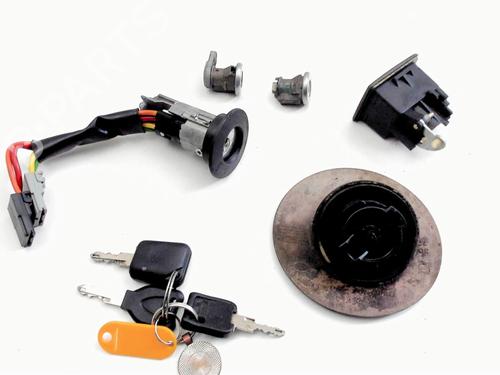 Ignition barrel RENAULT CLIO I (B/C57_, 5/357_) 1.4 | BP31074483M48 