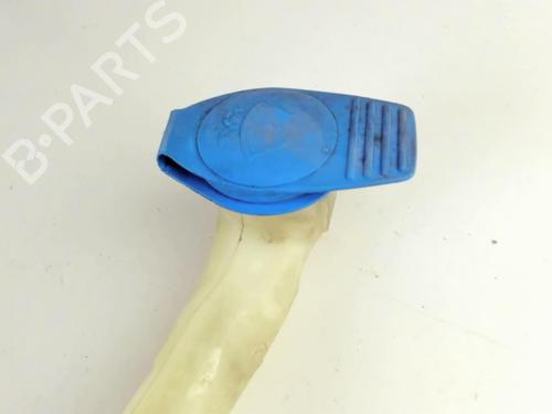 Used Windscreen washer tank VW TOUAREG (7LA, 7L6, 7L7) 5.0 V10 TDI (313 hp) 20398622