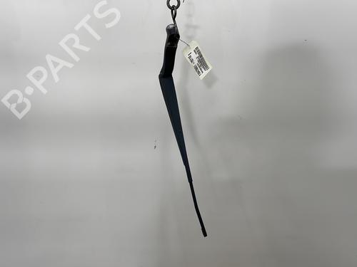 Used Front windshield wiper arm Front windshield wiper arm 28277020 28277020
