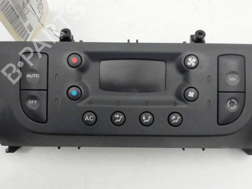 Used Climate control RENAULT CLIO II (BB_, CB_) 1.6 16V (BB01, BB0H, BB0T, BB14, BB1D, BB1R, BB2KL, BB3G... (107 hp) 30689150