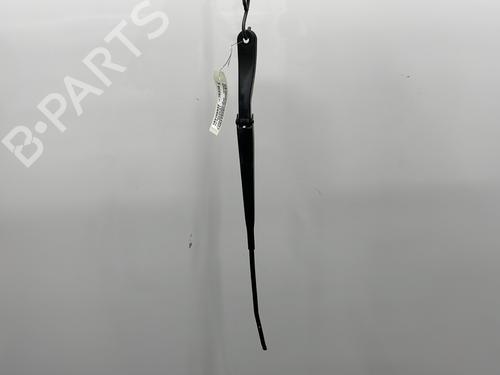 Used Front windshield wiper arm RENAULT CLIO III (BR0/1, CR0/1) 1.5 dCi (75 hp) 24473835