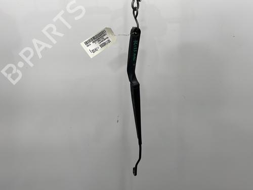 Used Front windshield wiper arm VW POLO (9N_, 9A_) 1.2 (54 hp) 23905330