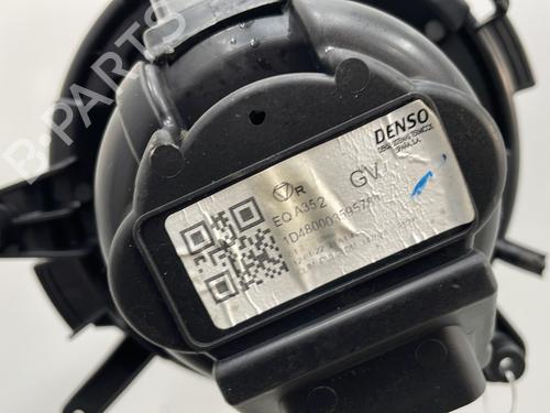 Heater blower motor PEUGEOT EXPERT Van (V_) 2.0 BlueHDi 145 | BP28525453M62