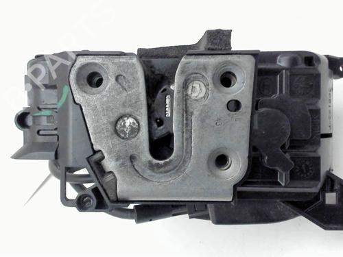 Venstre fortil lås RENAULT CLIO III (BR0/1, CR0/1) 1.5 dCi (C/BR0G, C/BR1G) (68 hp) 33131241