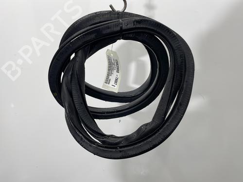 gummiliste-seat-leon-5f1-2012-2013-2014-2015-2016-2017-2018-2019-2020-2021-32220157 main image