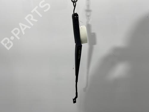 Used Front windshield wiper arm VW GOLF VII (5G1, BQ1, BE1, BE2) 1.6 TDI (105 hp) 32350178