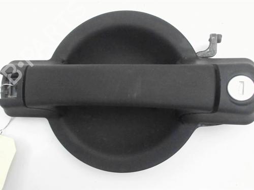 Used Front left exterior door handle FIAT DOBLO MPV (119_, 223_) 1.9 D (223AXB1A) (63 hp) 20705848
