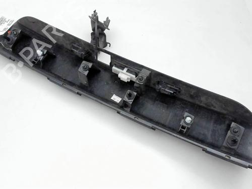 Used Tailgate handle Tailgate handle PEUGEOT 2008 II (UD_, US_, UY_, UJ_, UR_, UC_) 1.2 PureTech 100 (USHNK) (101 hp) 36438457 36438457