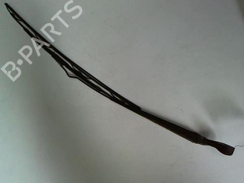 Used Front windshield wiper arm CHRYSLER VOYAGER / GRAND VOYAGER III (GS_, NS_) 2.5 TD (116 hp) 20457331