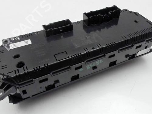 Used Climate control Climate control FORD FIESTA VII (HJ, HF) 1.5 TDCi (86 hp) 33894699 33894699