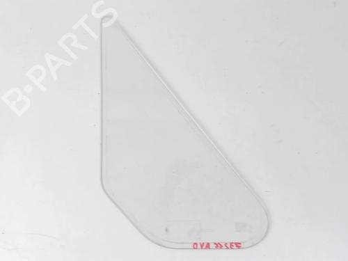 Used Front right quarter glass RENAULT MASTER I Van (T__) 35 2,5 TD (94 hp) 21207290