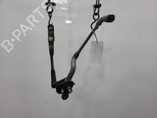 Used Front wipers mechanism Front wipers mechanism TOYOTA VERSO S (_P12_) 1.4 D4-D (NLP121_, NLP121R) (90 hp) 21241324 21241324