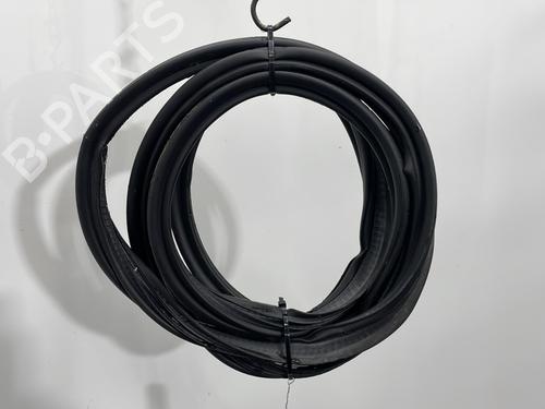 Used Rubber door seal TOYOTA YARIS (_P21_, _PA1_, _PH1_) 1.5 Hybrid (MXPH10, MXPH11) (116 hp) 32081929