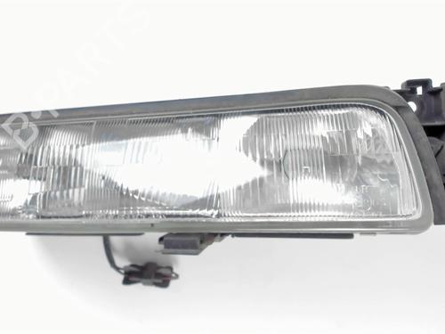 Used Right headlight Right headlight MAZDA 626 III Hatchback (GD) 1.8 (GD8P) (88 hp) 21233755 21233755