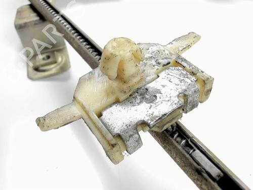 Used Front right window mechanism Front right window mechanism FIAT UNO (146_, 158_) 60 Diesel 1.7 (146E) (57 hp) 21236150 21236150