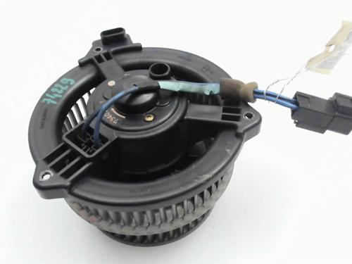 Used Heater blower motor Heater blower motor TOYOTA AVENSIS VERSO (_M2_) 2.0 D (CLM20_, CLM20R) (116 hp) 21009732 21009732