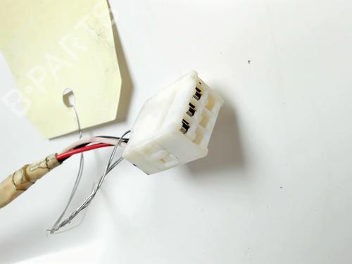 Bakspejl Højre TOYOTA YARIS (_P1_) 1.4 D-4D (NLP10_, NLP10R) | BP20450407C27 