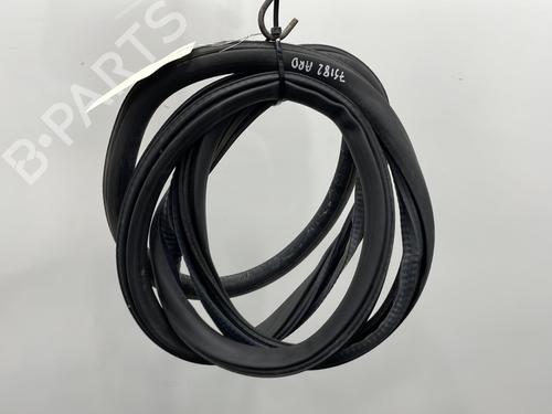 Rubber door seal PEUGEOT 308 SW II (LC_, LJ_, LR_, LX_, L4_) 1.6 BlueHDi 120 | BP21222165C142