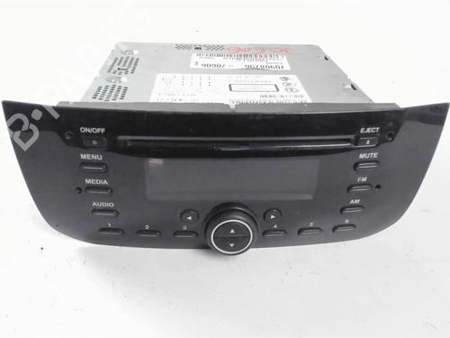 Used Radio Radio FIAT PUNTO EVO (199_) 1.3 D Multijet (199AXC1A, 199BXC1A, 199AXT1A, 199BXT1A) (75 hp) 20423916 20423916