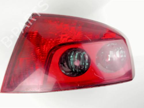 Right taillight PEUGEOT 407 (6D_) 2.0 HDi 135 (6DRHRH, 6DRHRE, 6DRHRG, 6DRHRJ) | BP20442785C35 