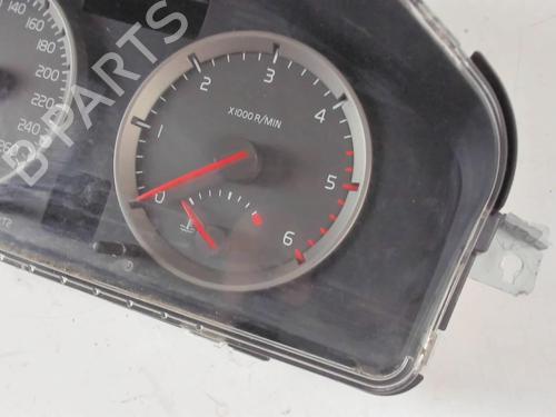 Used Instrument cluster Instrument cluster VOLVO C30 (533) 2.0 D (136 hp) 20401409 20401409