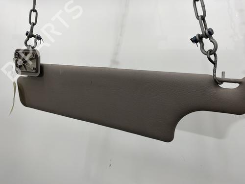 Used Right sun visor Right sun visor RENAULT MASTER II Van (FD) 2.5 D (FD0A, FD0E, FD2E, FD3E) (80 hp) 26532329 26532329