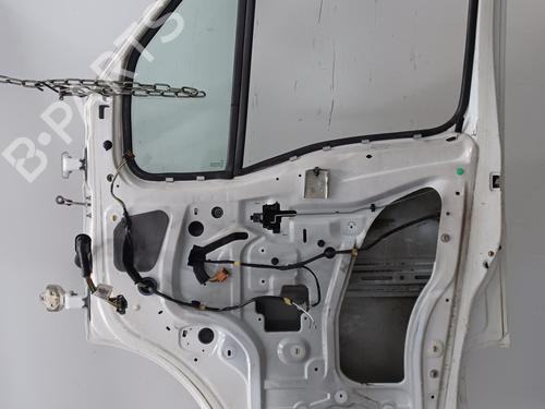 Right front door RENAULT MASTER II Van (FD) 2.5 dCi | BP22102340C3 
