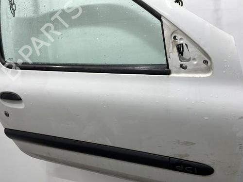 Used Right front door RENAULT CLIO II (BB_, CB_) 1.5 dCi (B/CB07) (65 hp) 20386960