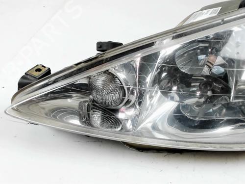 Faro izquierdo PEUGEOT 206 Hatchback (2A/C) 1.4 i | BP28361724C28 
