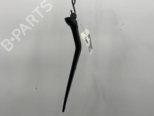 Used Rear windshield wiper arm FIAT PUNTO (176_) 1.7 TD (176AT) (63 hp) 27638570