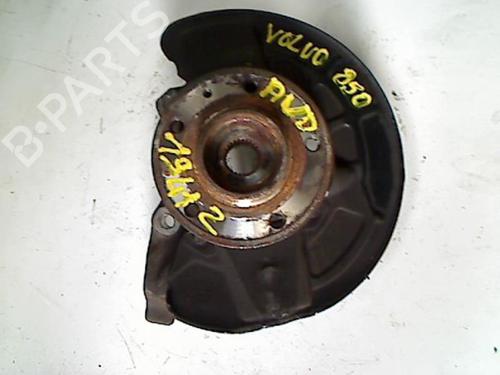 Used Right front steering knuckle VOLVO 850 (854) 2.0 (126 hp) 21203422