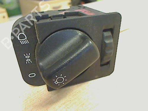 Used Headlight switch OPEL CORSA B (S93) 1.5 TD (F08, F68, M68) (67 hp) 21232034