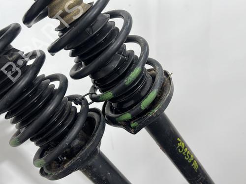 Used Right rear shock absorber Right rear shock absorber FORD FIESTA IV (JA_, JB_) [1995-2006] 33445540 33445540